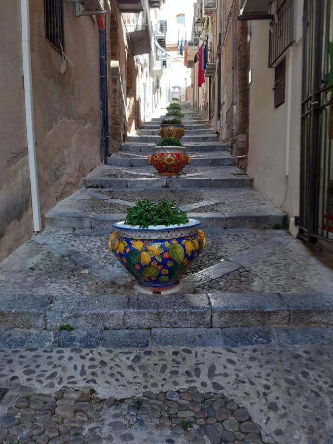 Casa Vacanza Mercato Ballaro' パレルモ エクステリア 写真